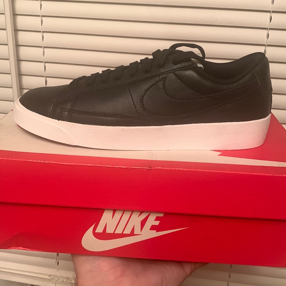 💯 New Womens Blazer sz 6